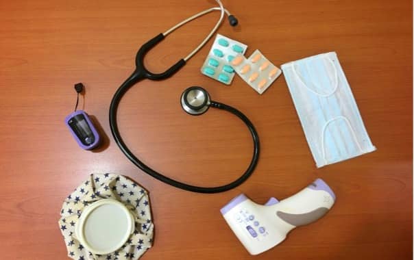 measles disease transmission contagious spread illness