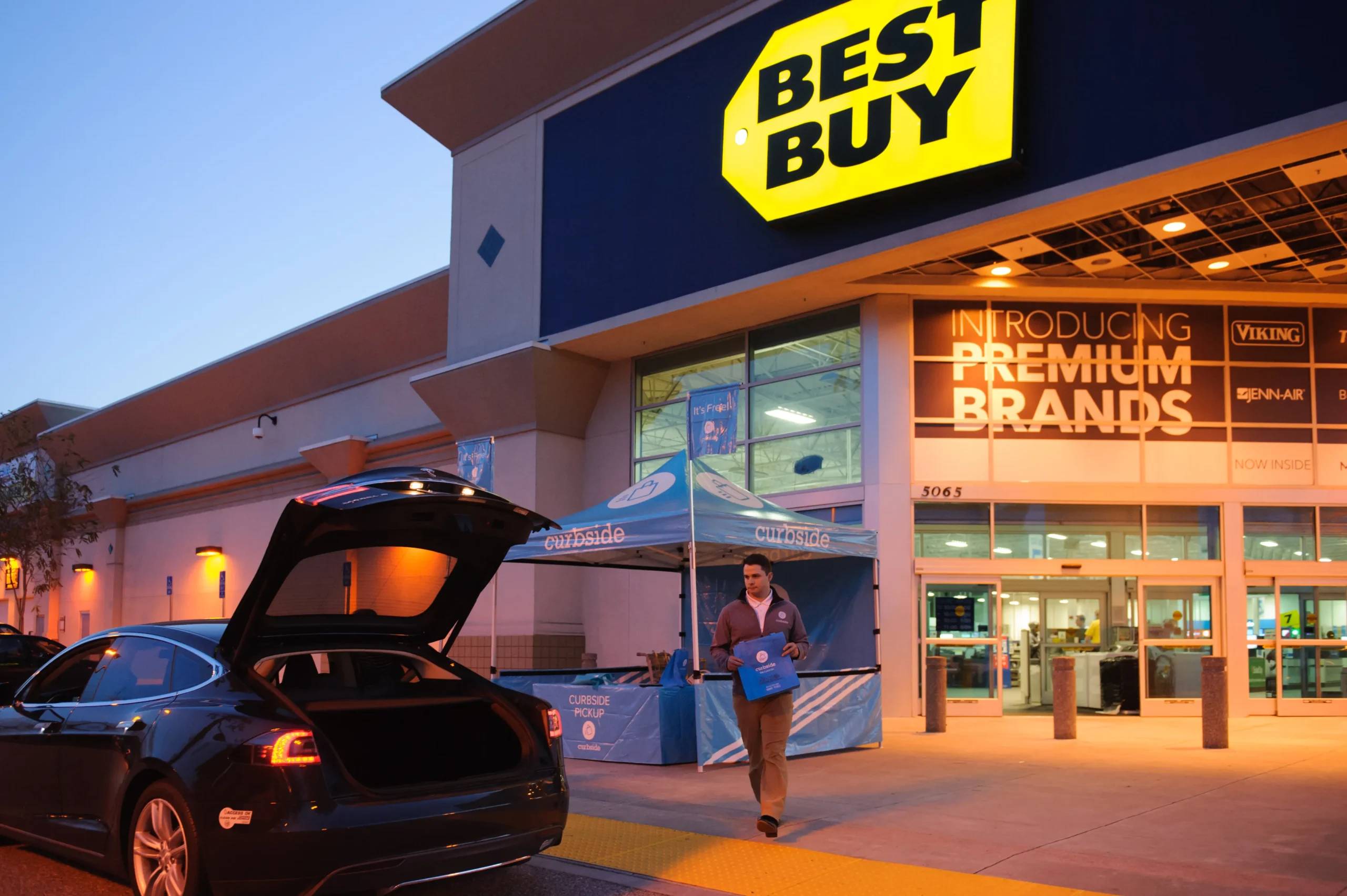 Best Buy, retail surveillance, behavioral tracking, AI consumer profiling, facial recognition, loyalty programs, dynamic pricing, privacy invasion, smart city data, corporate surveillance, algorithmic manipulation