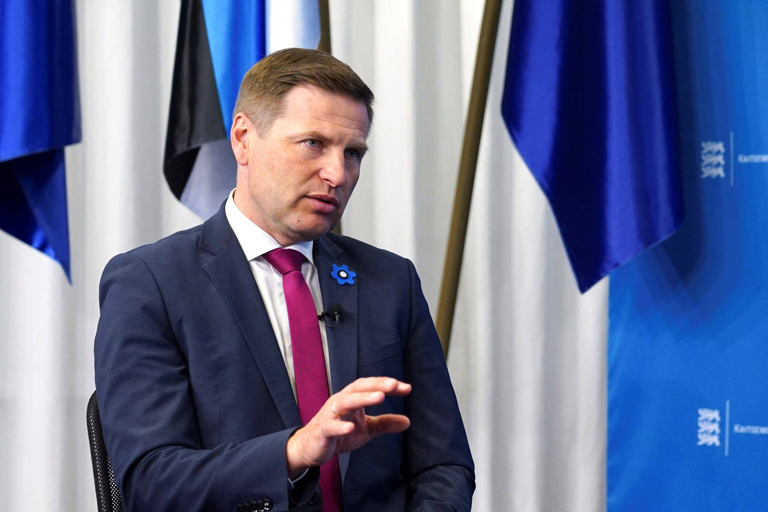 NATO nuclear jets, Estonia NATO deployment, Russia NATO tensions, nuclear-capable aircraft, Baltic military buildup, Kremlin NATO warning, Western provocation