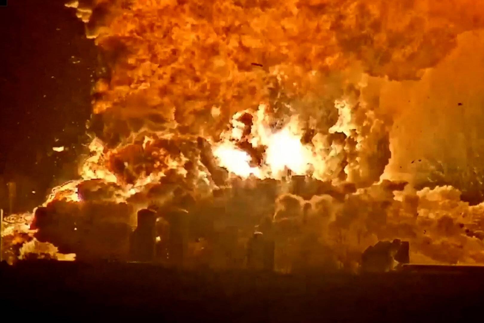 Spacex explosion at starbase raises new concerns over safety and strategy spacex explosion, ship 36 blast, starship failure, starbase texas, FAA spacex investigation, static fire incident, nitrogen copv failure, space launch mishap, elon musk mars project, spaceflight safety