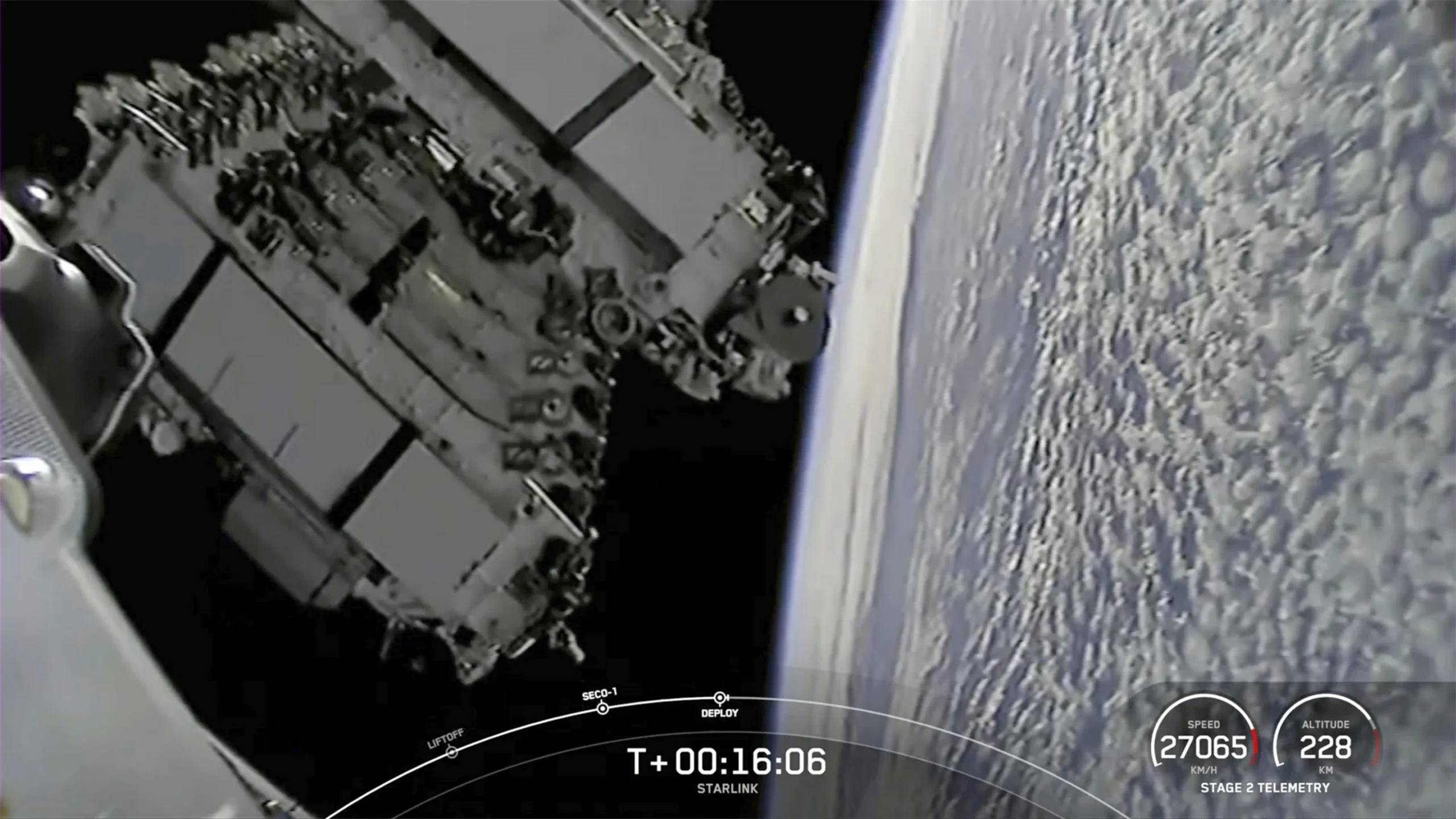 spacex falcon 9 rocket launching starlink satellites from florida base