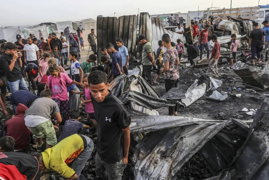 Gaza City devastation after Israeli airstrikes Gaza civilians amid rubble following Israeli bombing