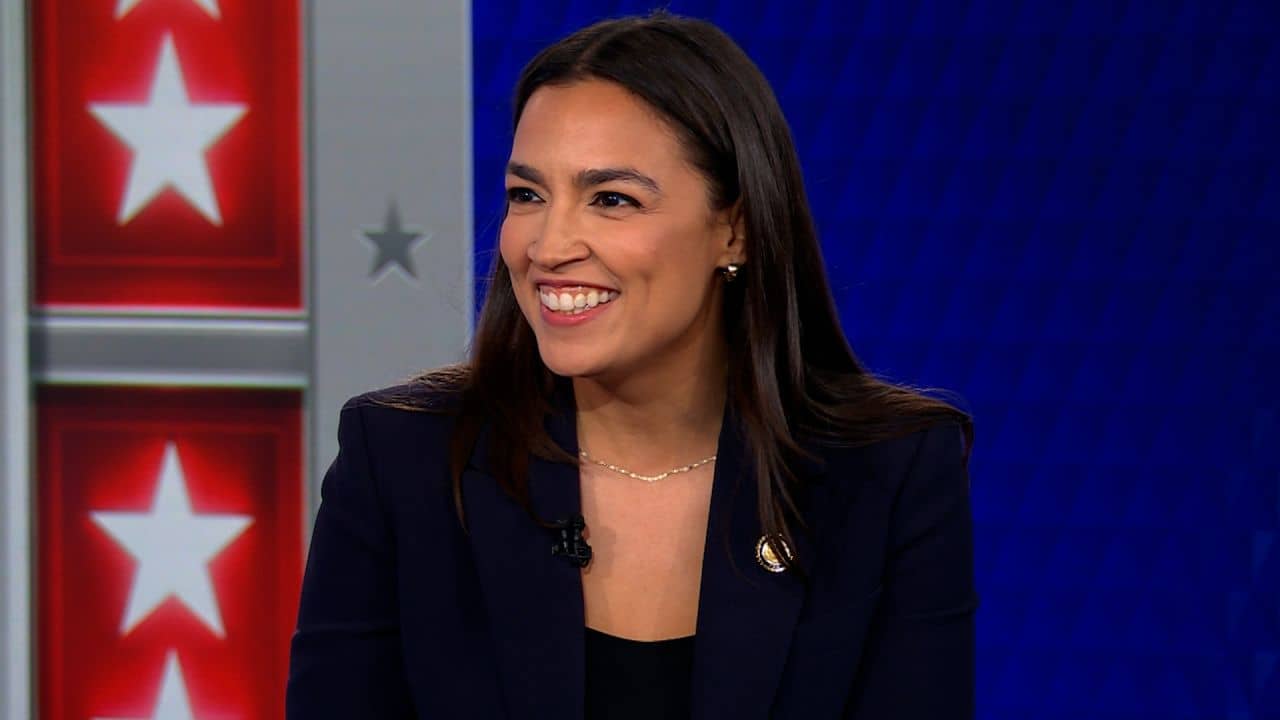 Bernie Sanders and Alexandria Ocasio-Cortez take questions at CNN’s “Shutdown America” town hall in Washington, moderated by Kaitlan Collins.