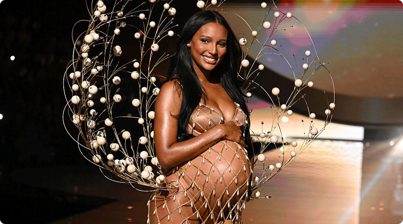 Jasmine Tookes opens the 2025 Victoria’s Secret Fashion Show at Steiner Studios while pregnant.