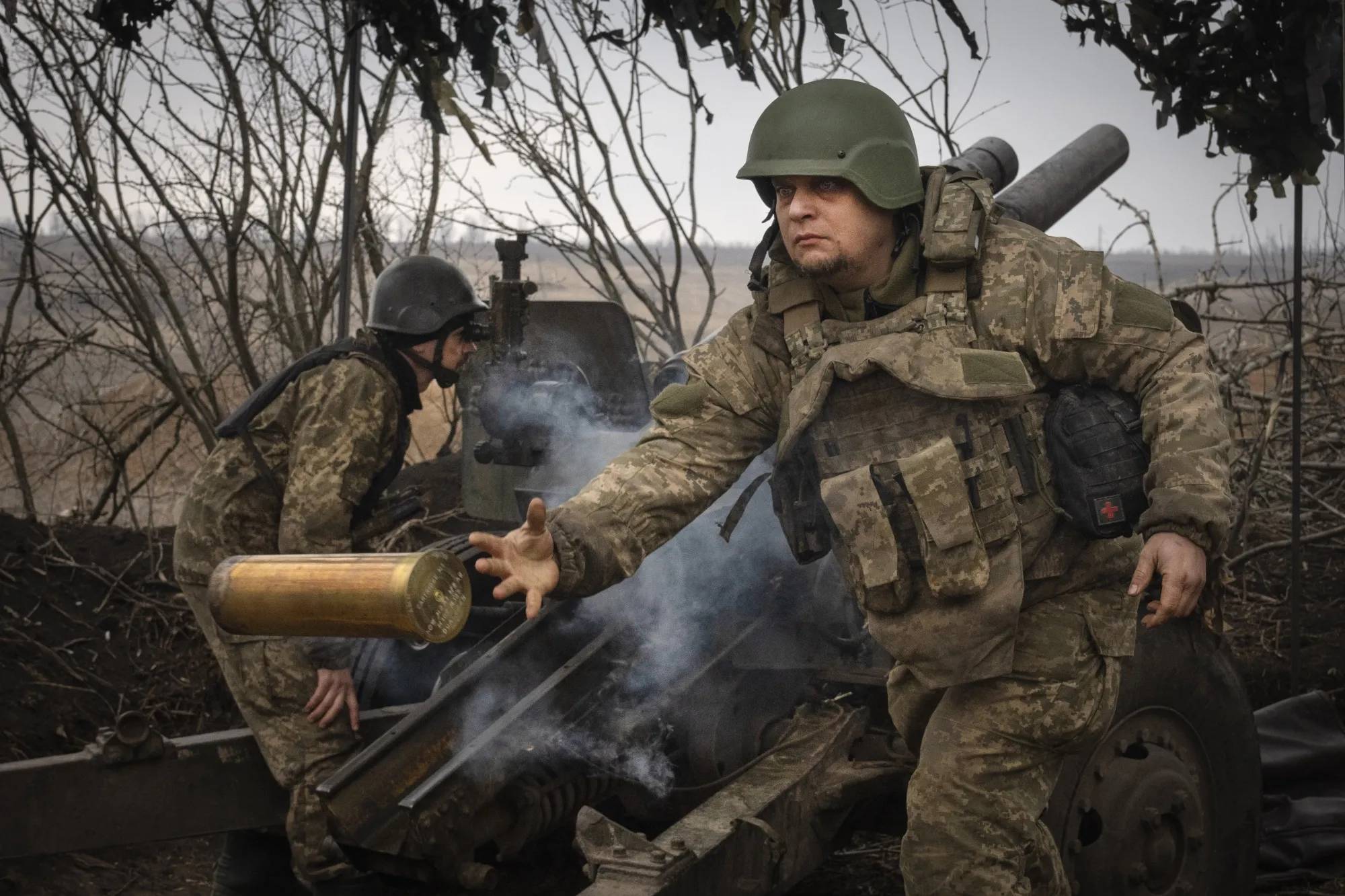 Russian troops advancing on the frontline in Ukraine, day 1346