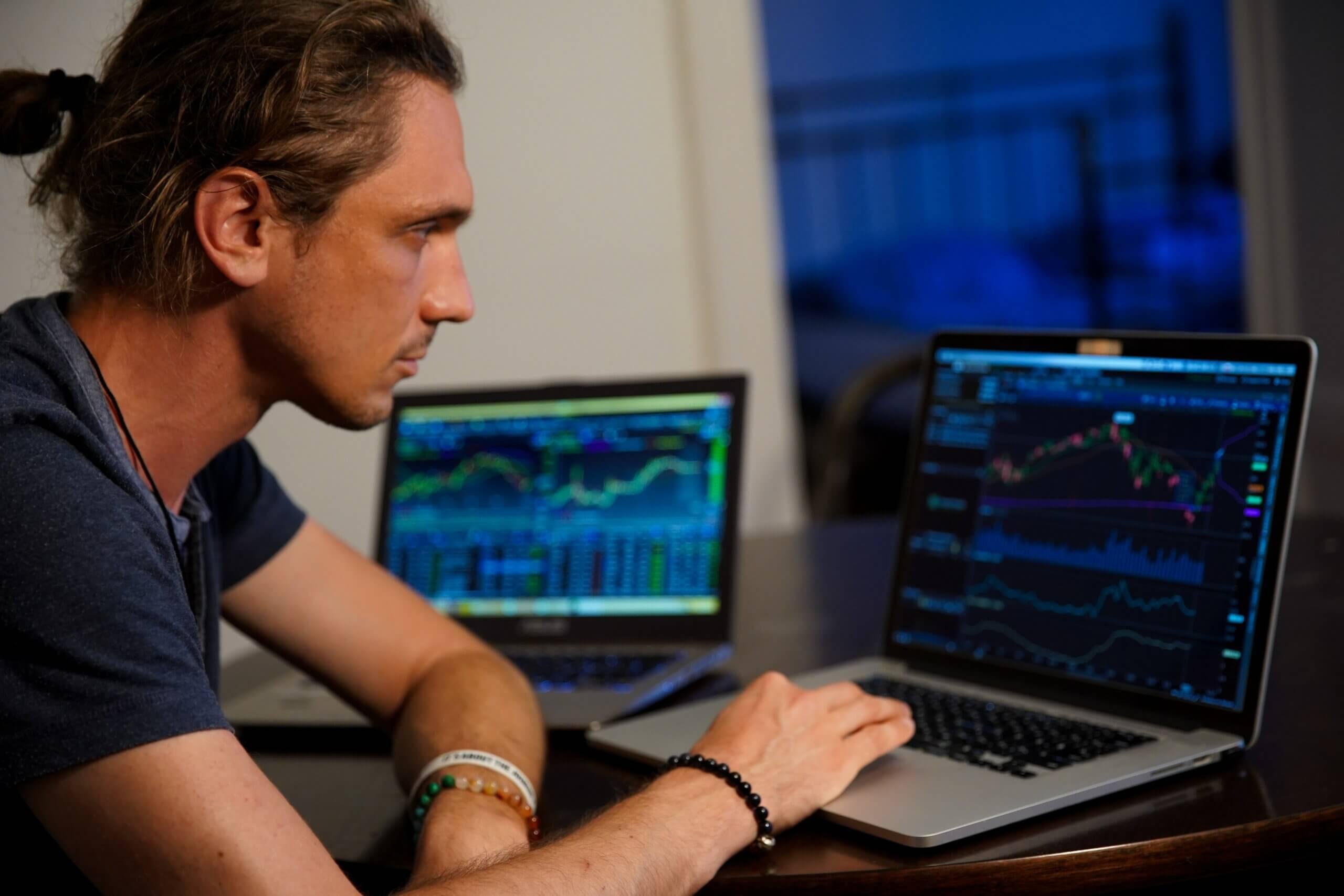 Trading with algorithms