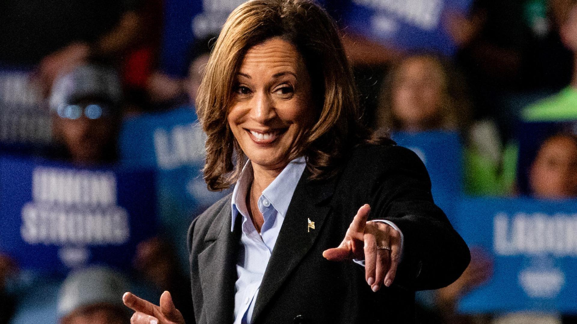 Kamala Harris rallies Michigan voters, heads to Pennsylvania for event with Biden
