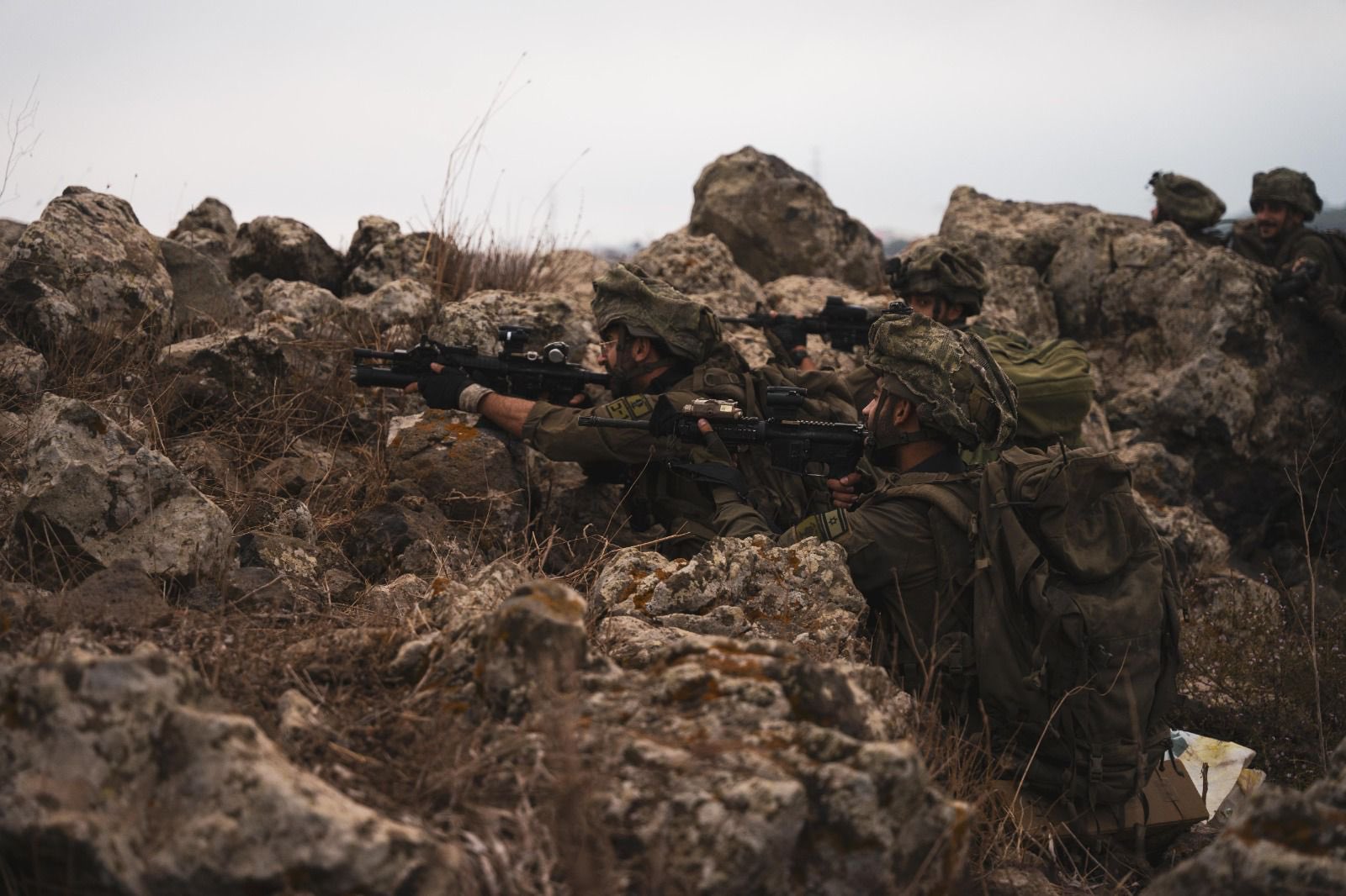 Soldiers Deffending