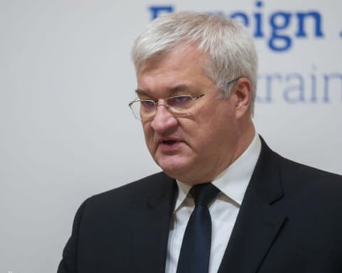 Ukraine, Andriy Sybiga, Russian assets, confiscation, defense funding, G7, frozen assets, financial aid, Ukraine recovery, US loan, international law