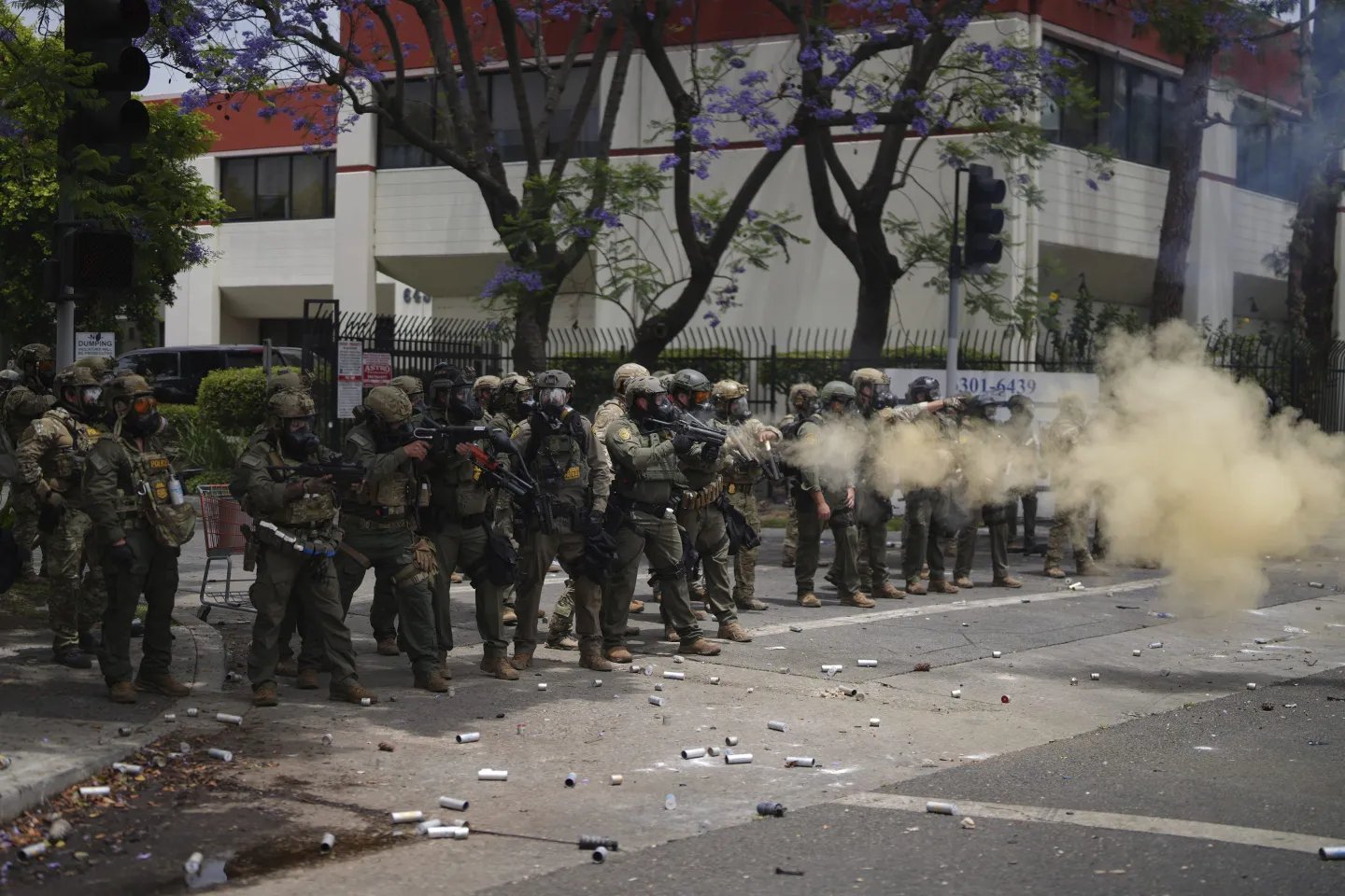 Trump curfew LA, ICE raids protests, Los Angeles unrest 2025, immigration crackdown USA, Marines deployed LA, anti-ICE protests, LA riots Trump
