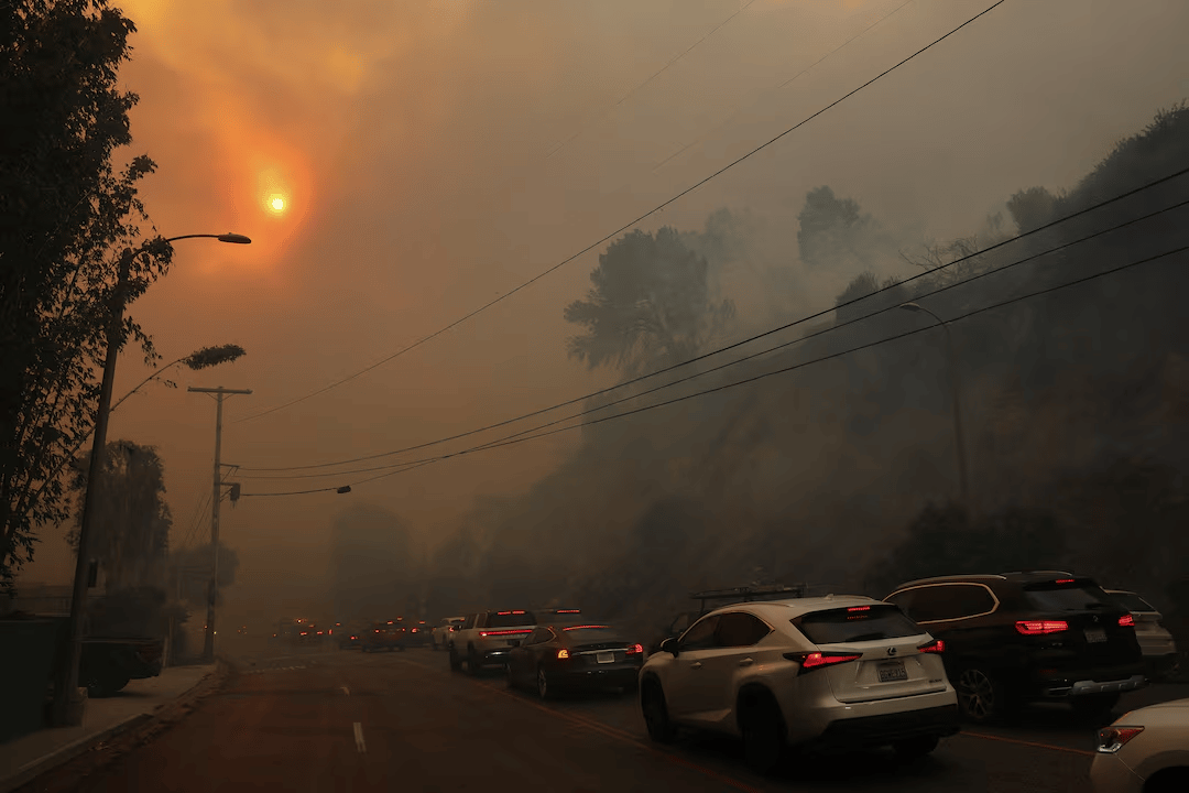 Los Angeles, wildfire, evacuation, summer 2025, smoke, haze, firefighters, Burbank, California
