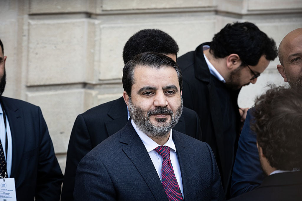 Syrian Foreign Minister meets Israeli occupiers in Paris amid Gaza war