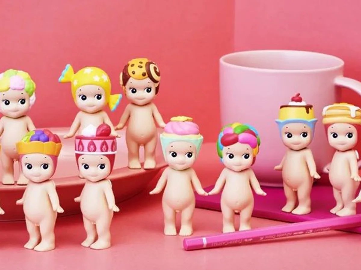 Sonny Angels Hippers collectible toy trend in the US Sonny Angels Hippers, adhesive collectible figurines, Sonny Angels phone laptop accessories US