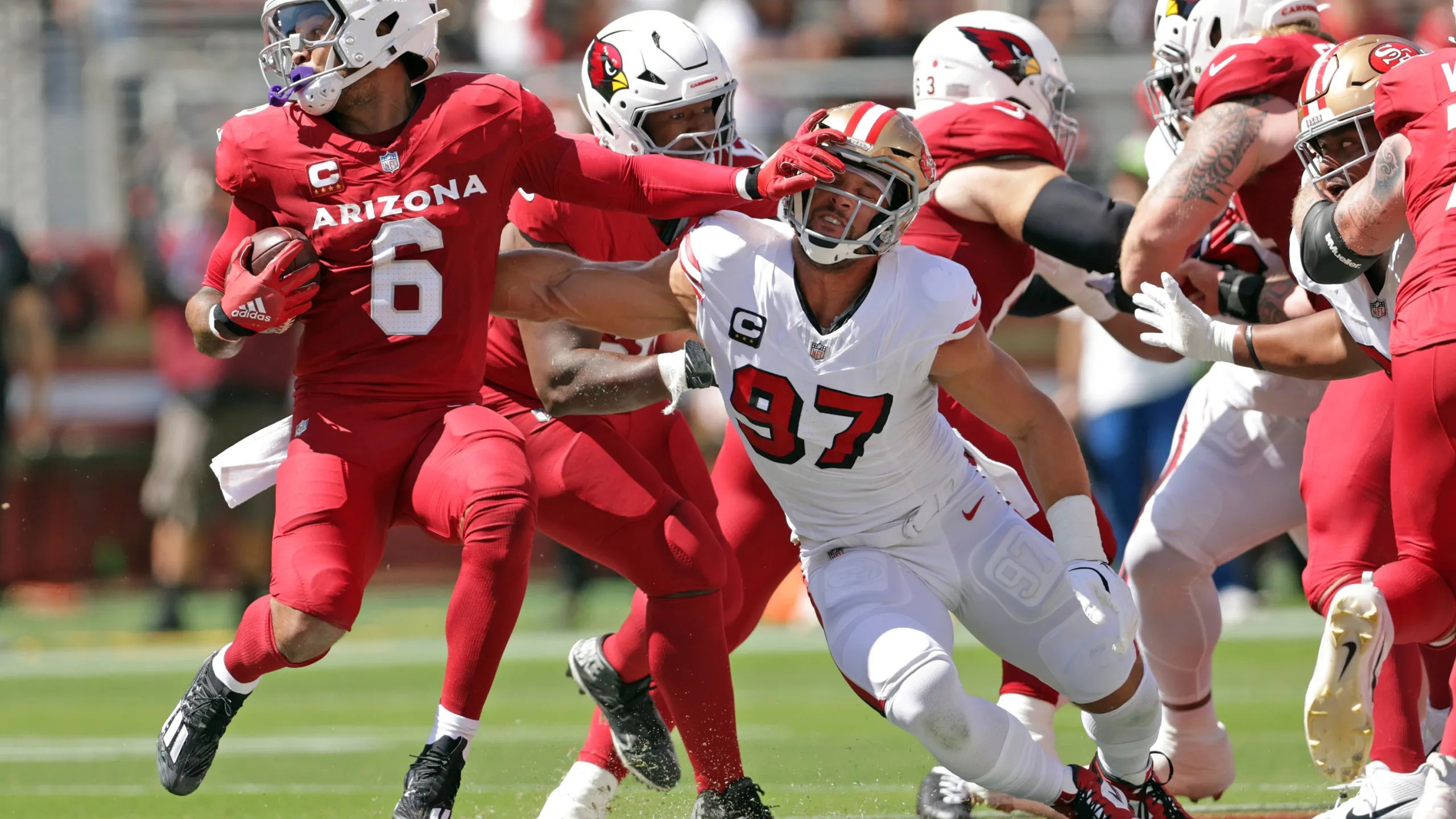 San Francisco 49ers defense regroups against the Cardinals in a 16–15 win