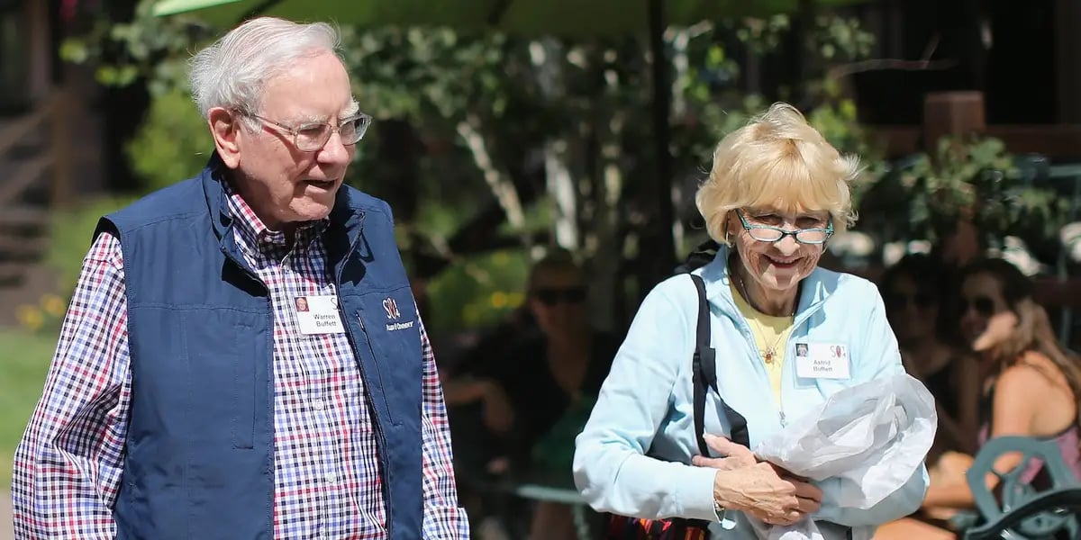 astrid menks omaha, astrid menks daily life, warren buffett wife omaha home