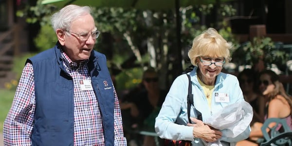 astrid menks omaha, astrid menks daily life, warren buffett wife omaha home