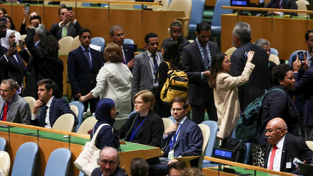 Delegations Exit During UNGA Address Delegates walking up the aisles to leave the UN General Assembly during Netanyahu’s address.