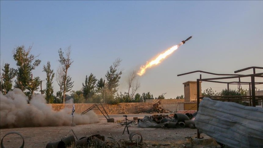 Yemeni missile launch targeting Israeli-occupied territories in solidarity with Gaza