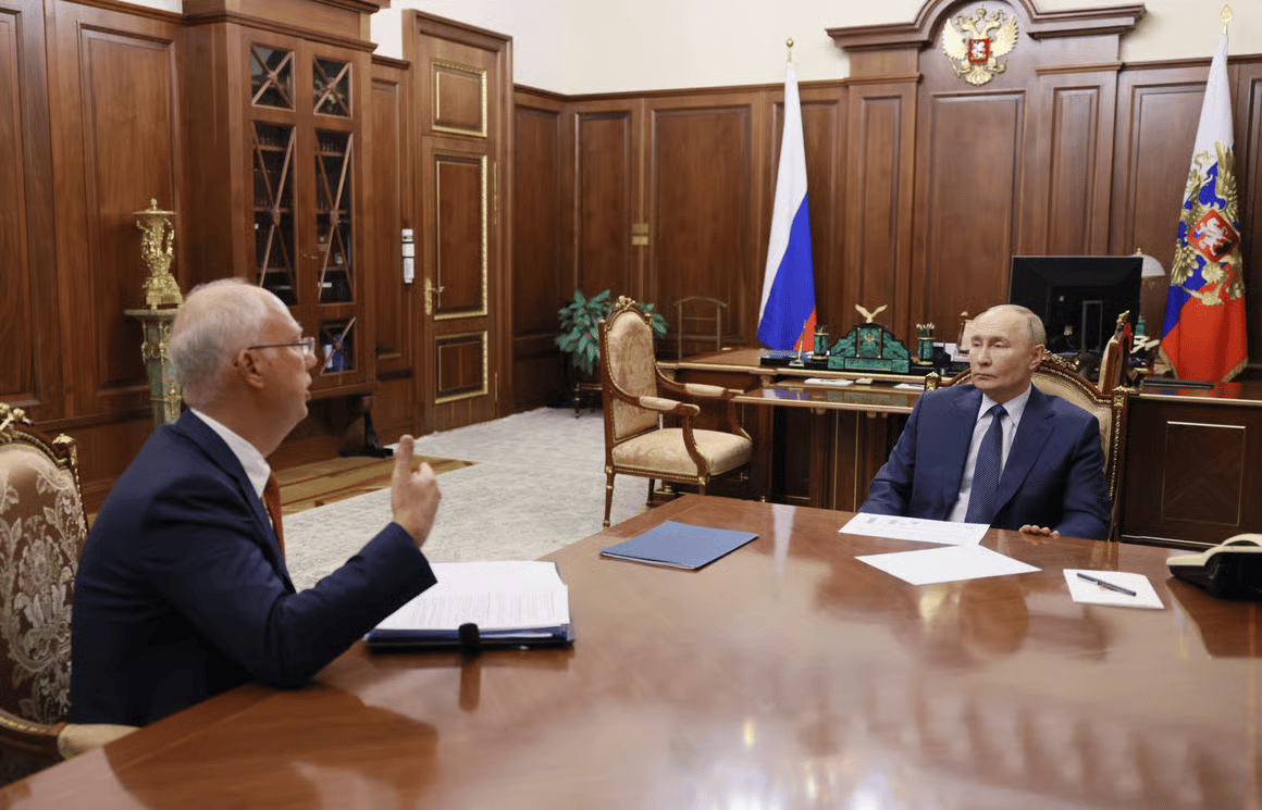 Ukraine, Russia, and international envoys meet in Abu Dhabi