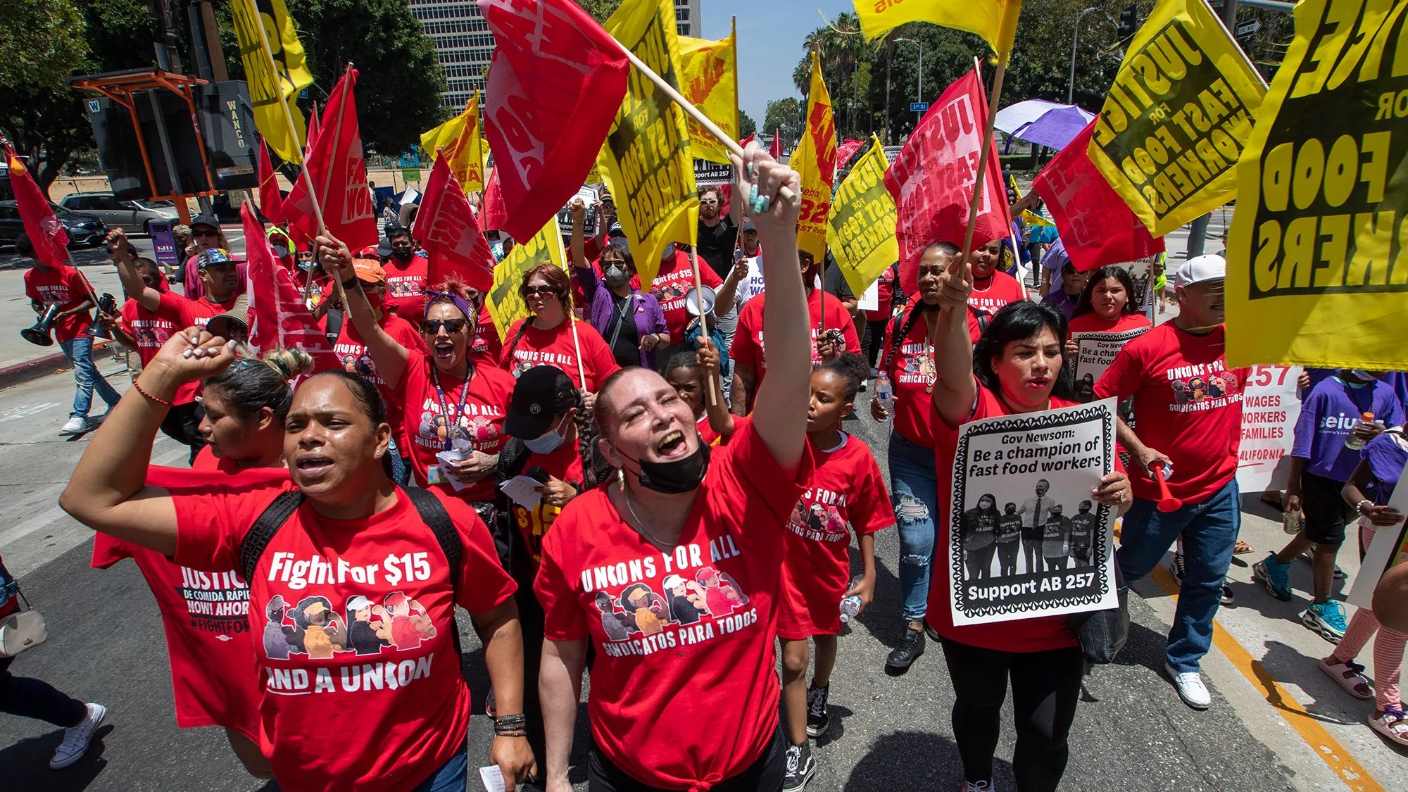 California fast-food workers protest for $20 minimum wage