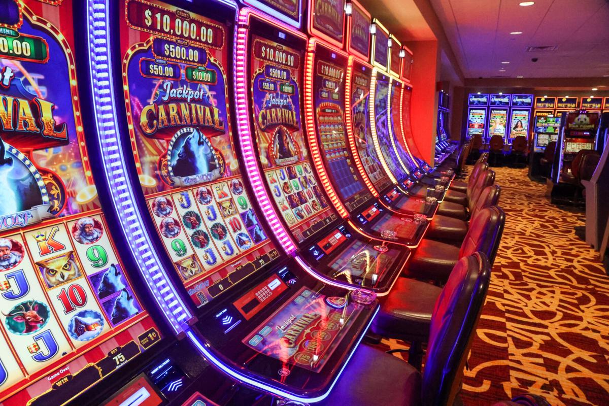 Gaming floor at Horseshoe Indianapolis Casino showing slot machines and table games where dealers earn $5-7 per hour plus tips