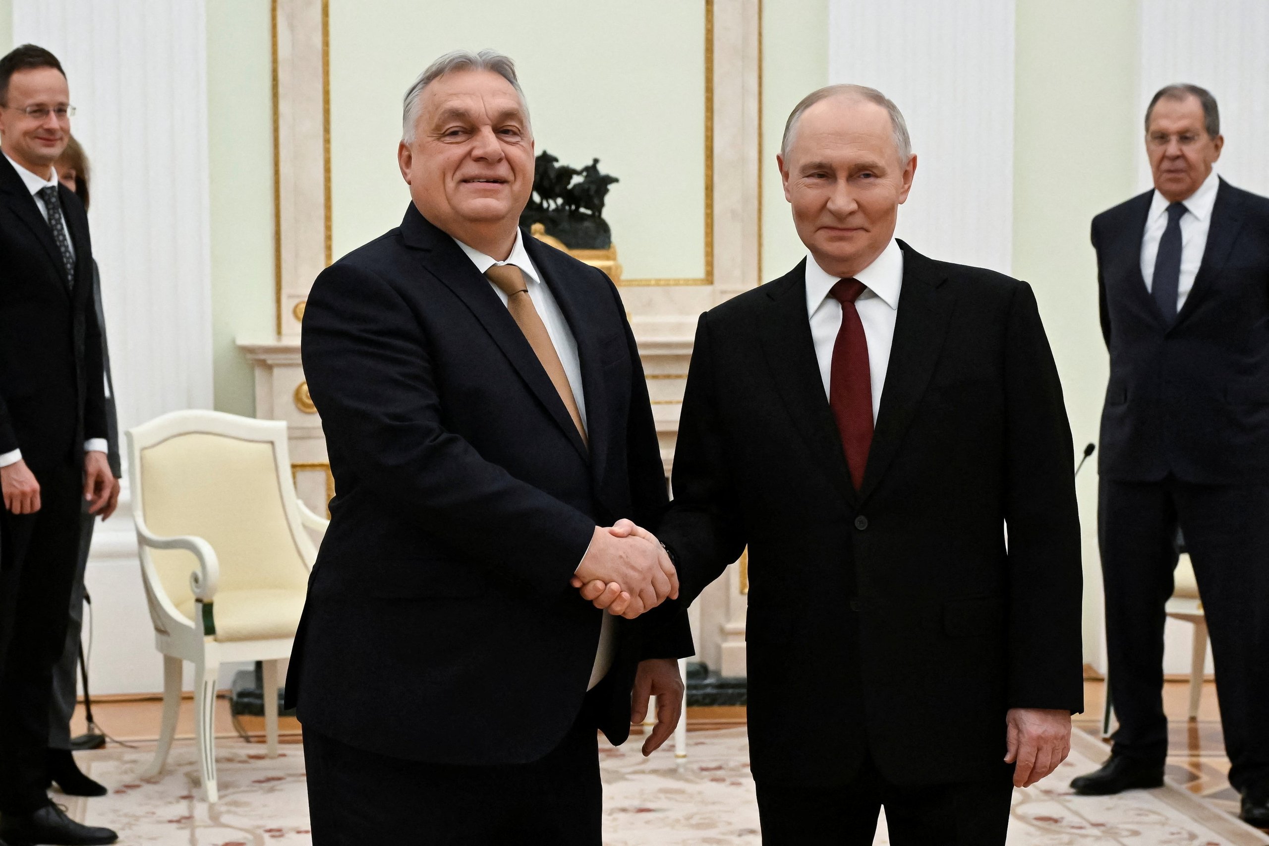 Putin Orban Kremlin meeting November 2025 energy talks Ukraine