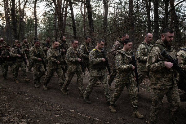 Ukrainian soldiers defending near Zaporizhia frontline