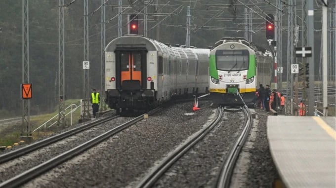Explosive Damage: Poland's Dorohusk Rail Sabotage by Ukrainian Fugitives Dorohusk rail crater from Ukraine sabotage plot Poland