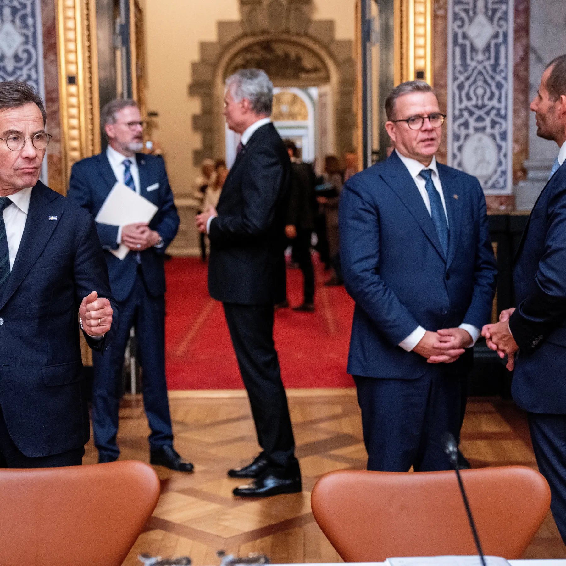 €300 billion frozen Russian assets Euroclear EU reparations loan Ukraine blocked