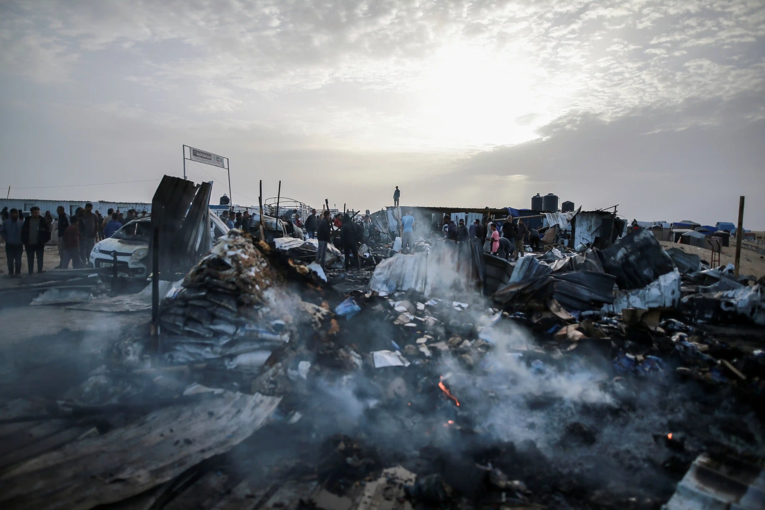 Israeli airstrike Rafah Gaza ceasefire violation Day 731 kills 7 civilians