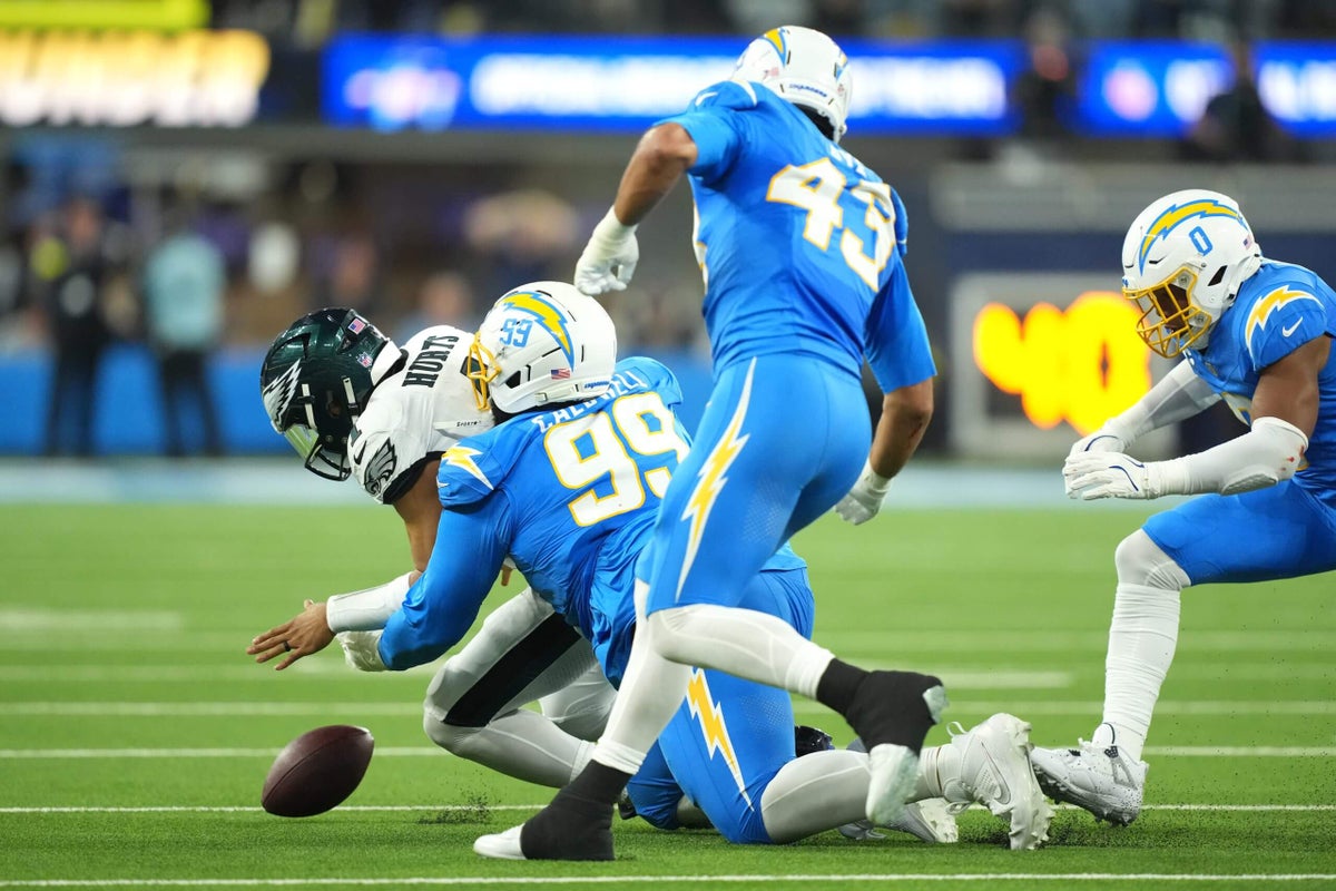 Jalen Hurts fumbles second turnover after interception Eagles vs Chargers MNF