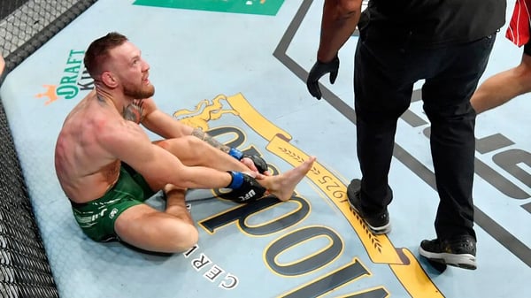 McGregor leg fracture UFC 264 vs Poirier