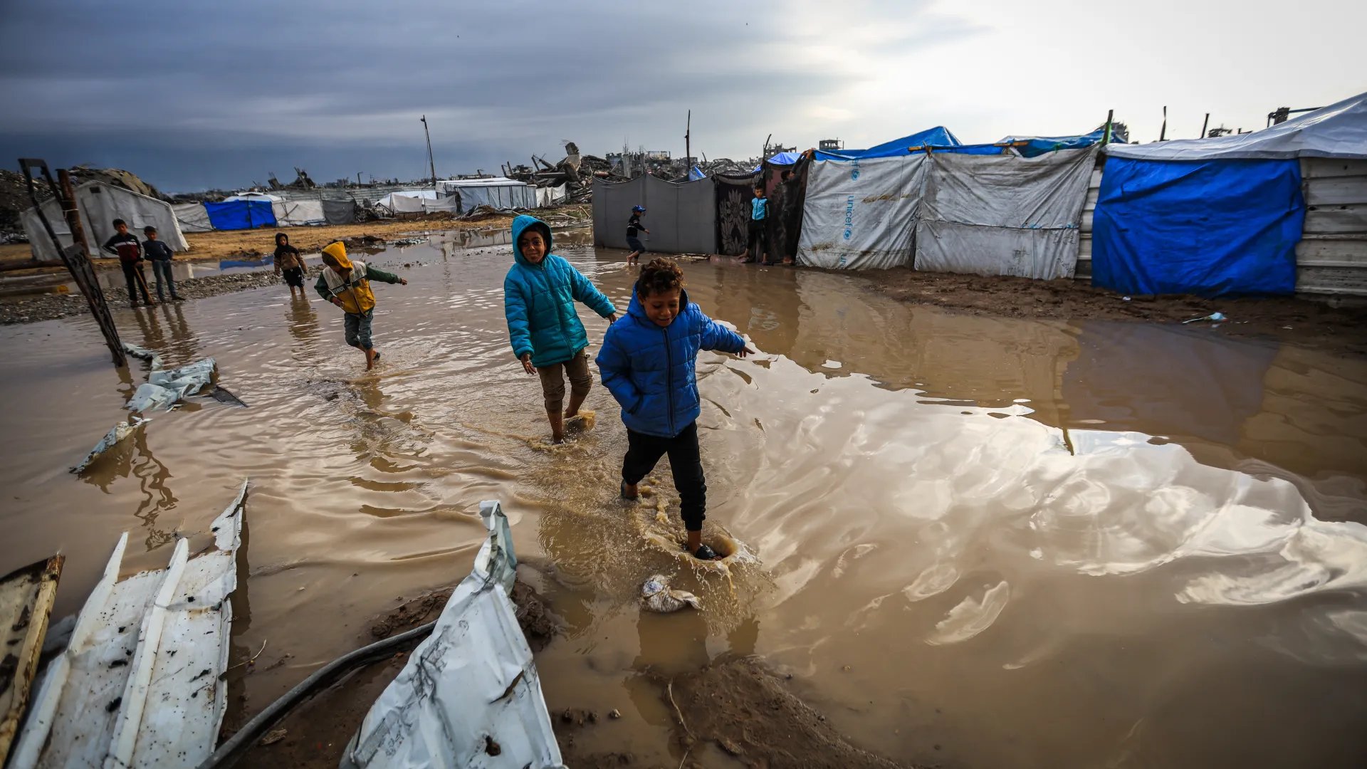 Storm Byron causes severe flooding in Gaza displacement camps leaving families without shelter
