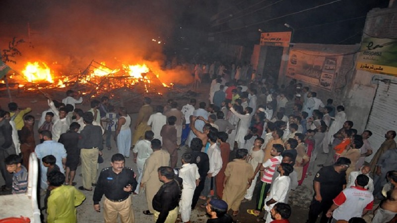 Ahmadi Muslim community members gather amid ongoing persecution in Pakistan