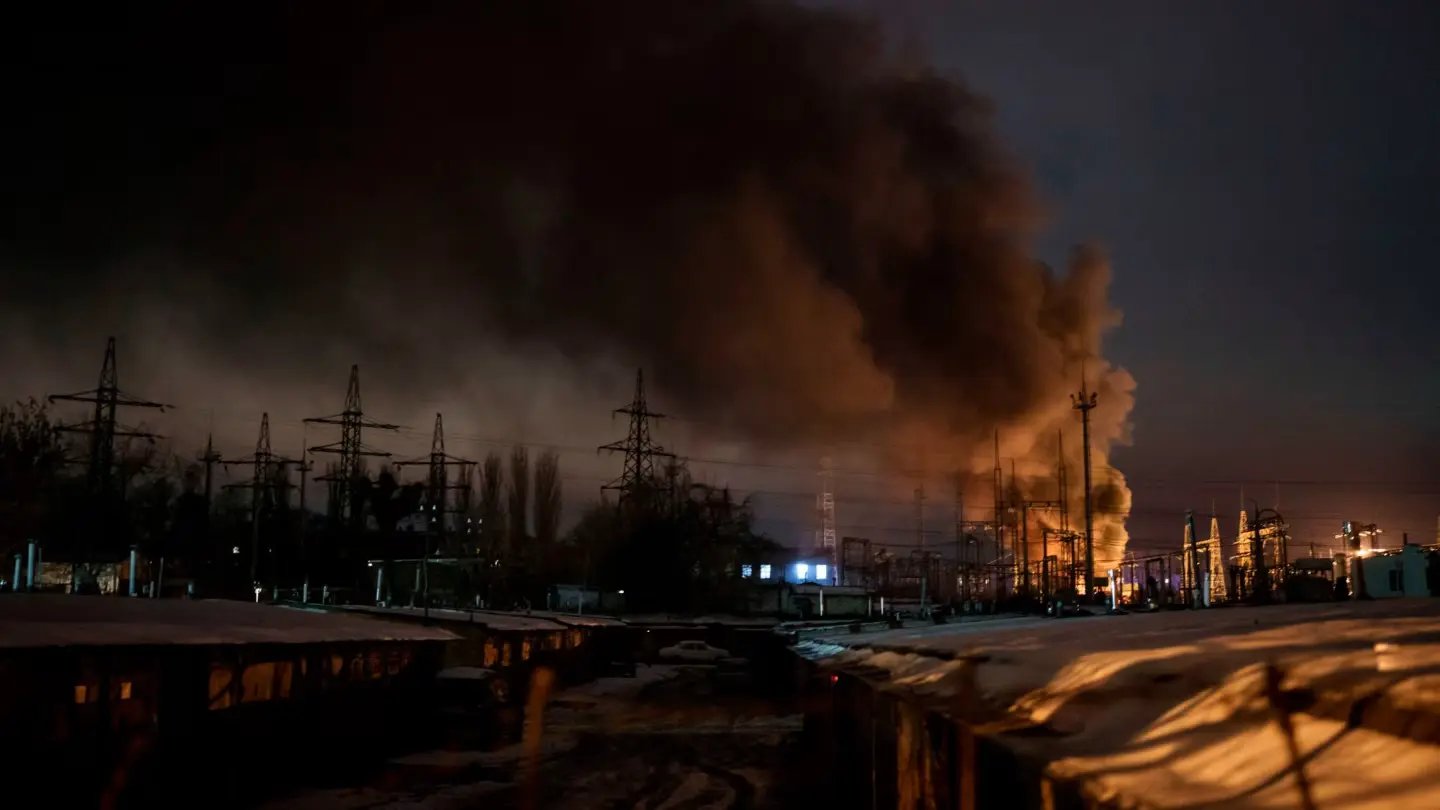 Russia Ukraine war as winter power outages hit Kyiv after energy grid strikes