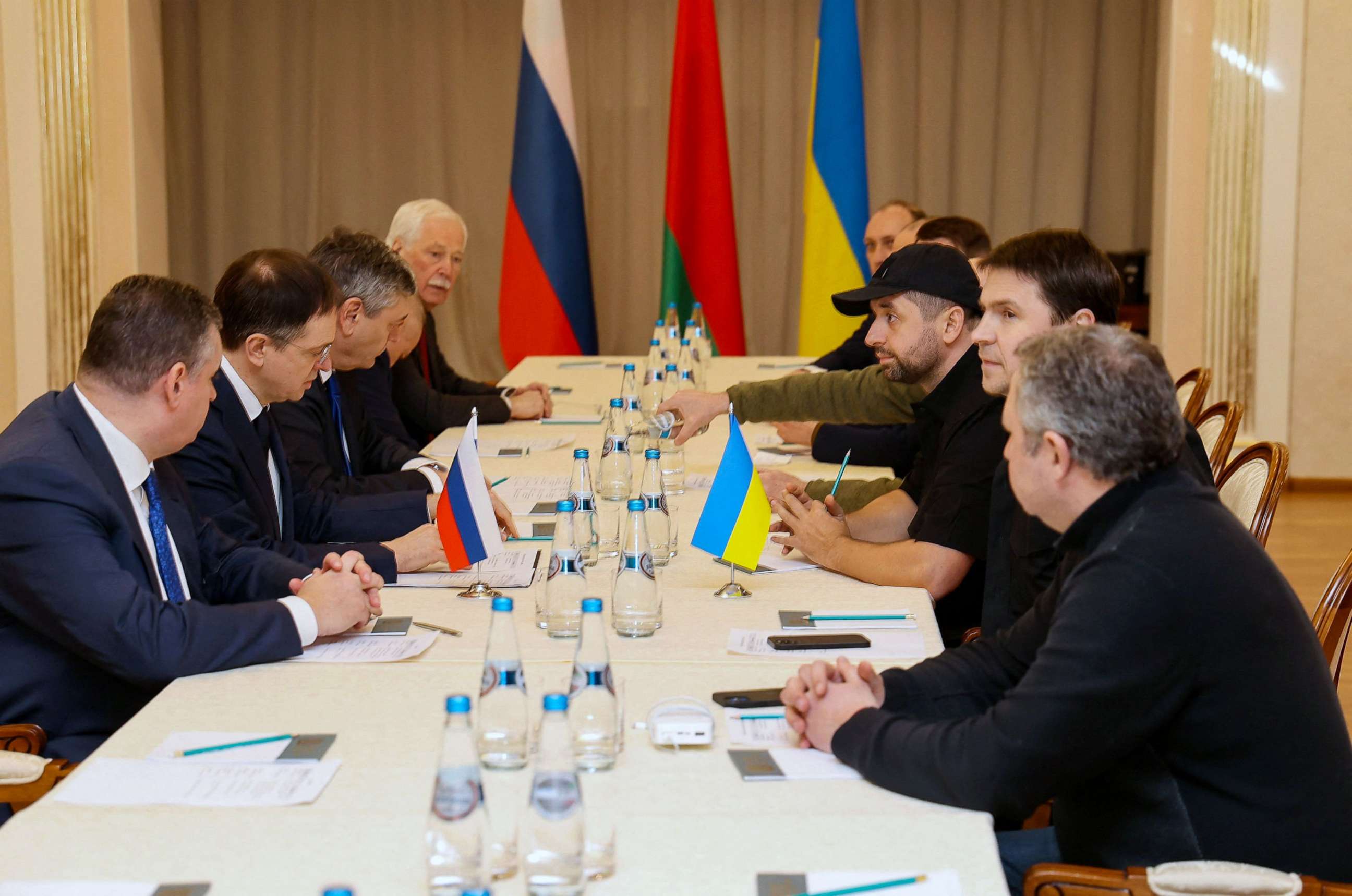 Russia-Ukraine diplomacy remains frozen