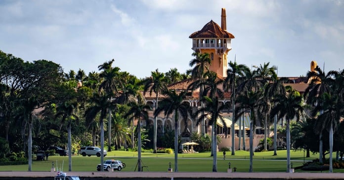 US Secret Service agents at Mar-a-Lago security perimeter after armed intruder shooting