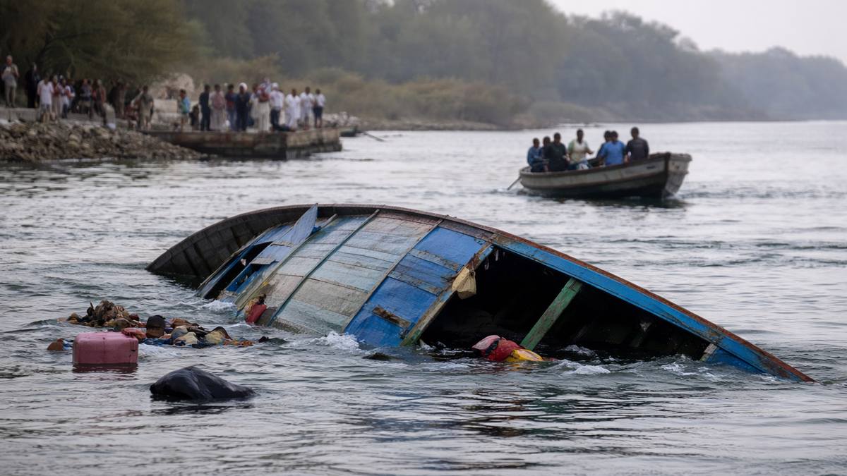 Rescue teams search Nile River after ferry sank in Sudan