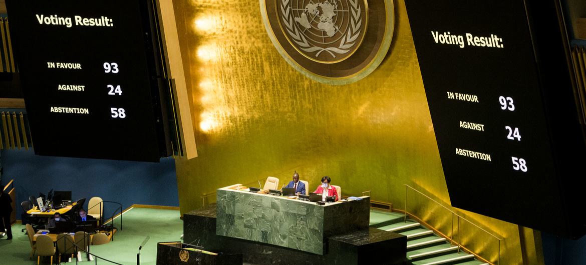 United Nations General Assembly voting on Ukraine resolution as US abstains
