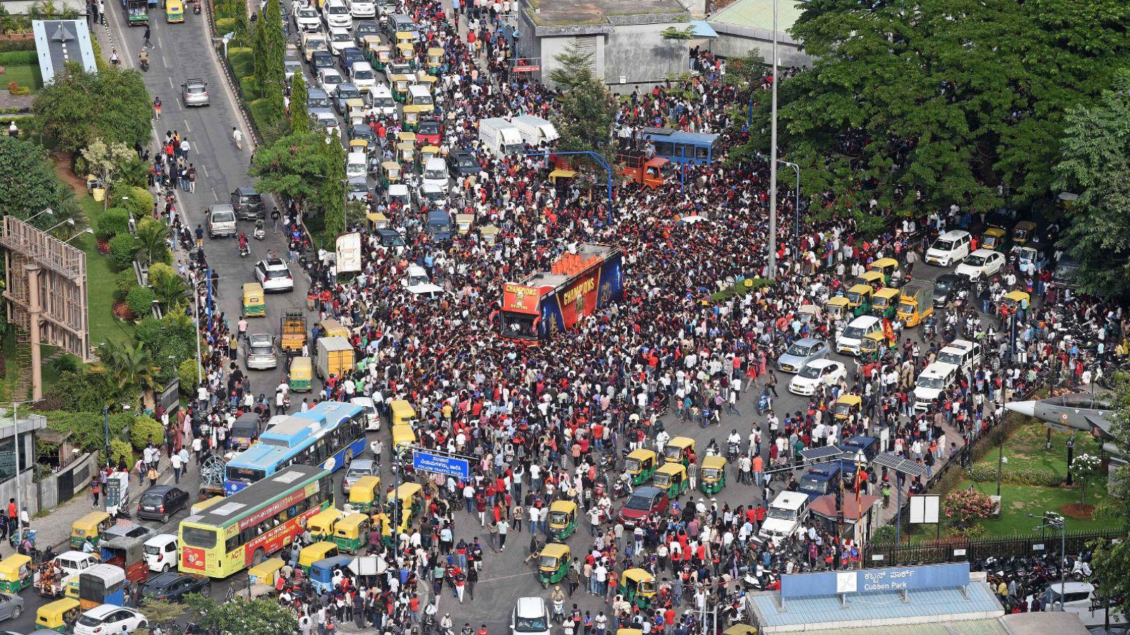 Massive crowd outside Chinnaswamy Stadium during RCB celebration stampede