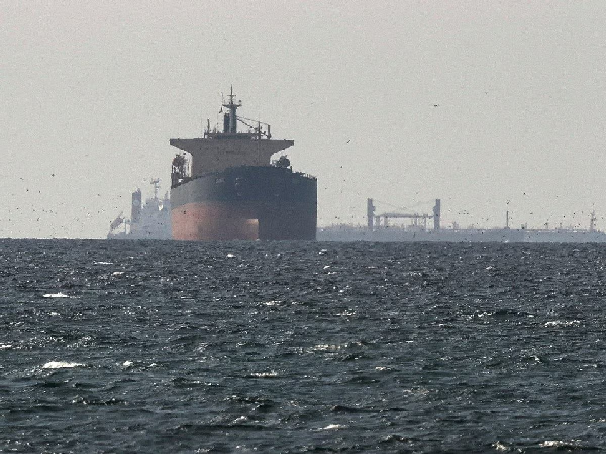 Oil tanker burning in Strait of Hormuz amid Iran war disrupting global oil supply