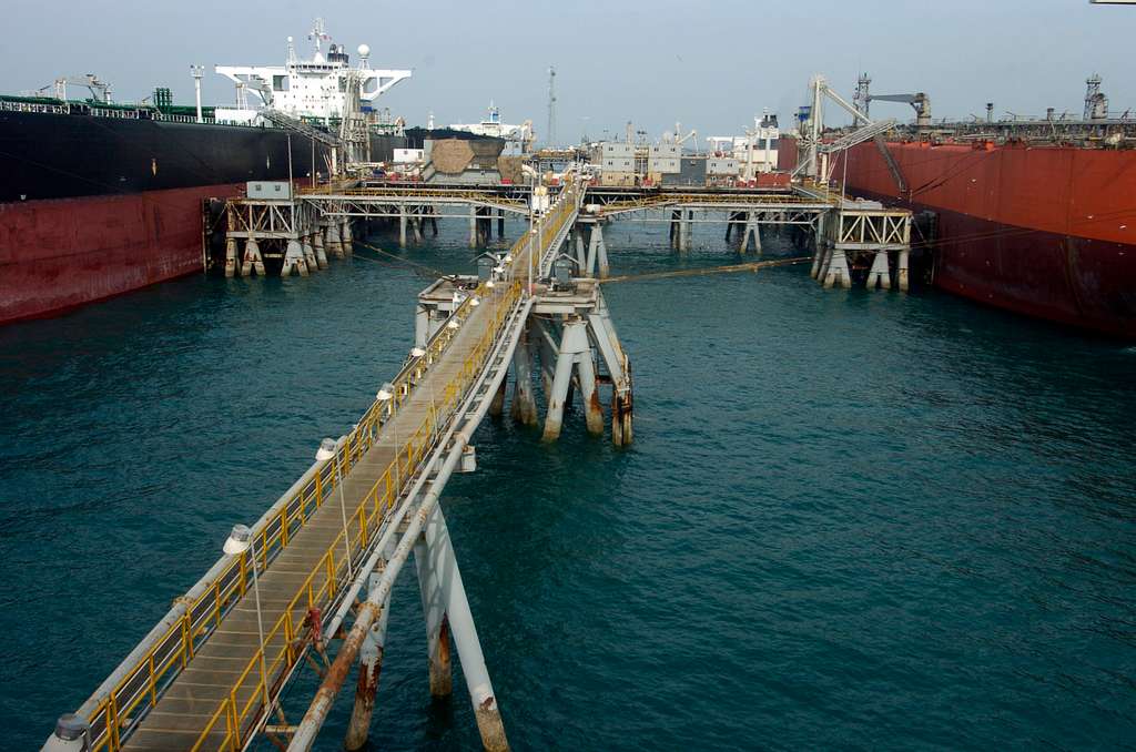 ankers loading Iraqi crude at the Al Basra oil export terminal in the Persian Gulf