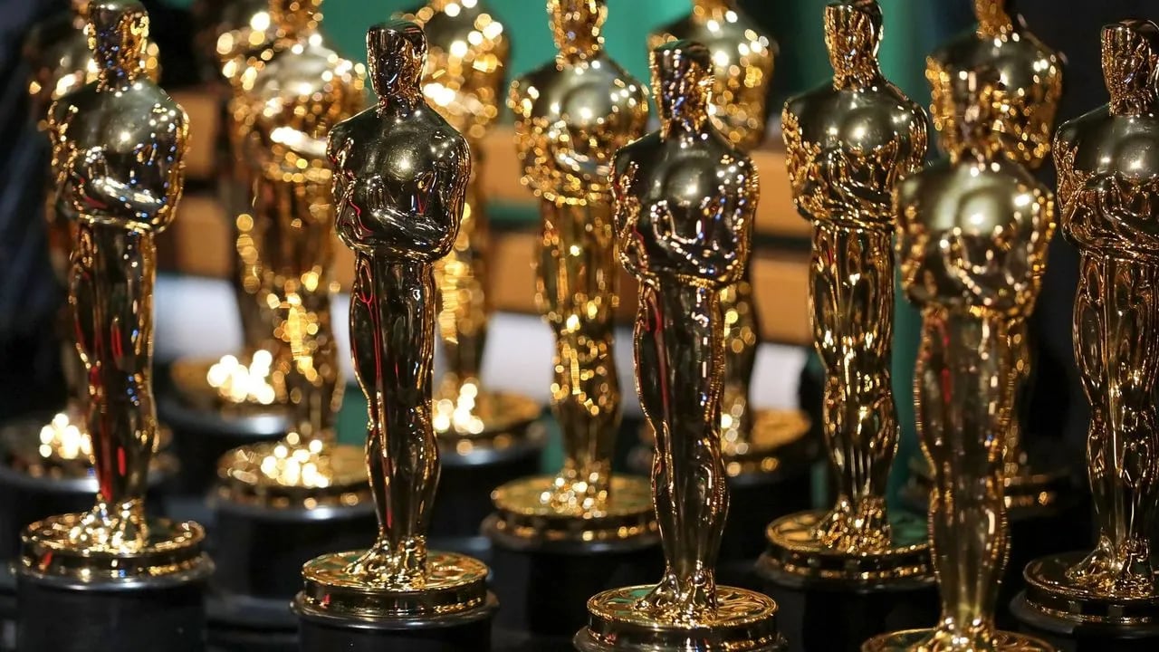 Academy Awards Oscar statue Academy Awards Oscar statue representing Hollywood’s top film honor
