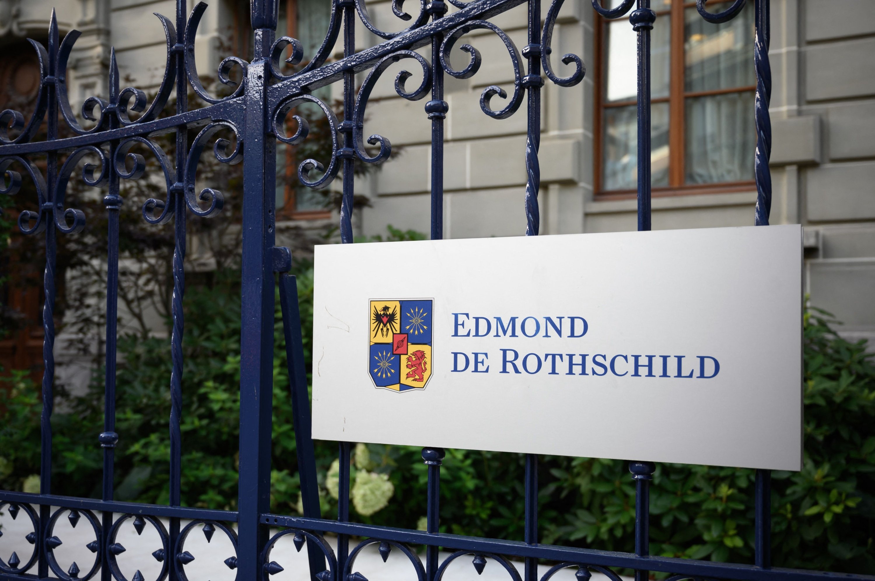 French authorities raid Edmond de Rothschild bank in Epstein-linked investigation