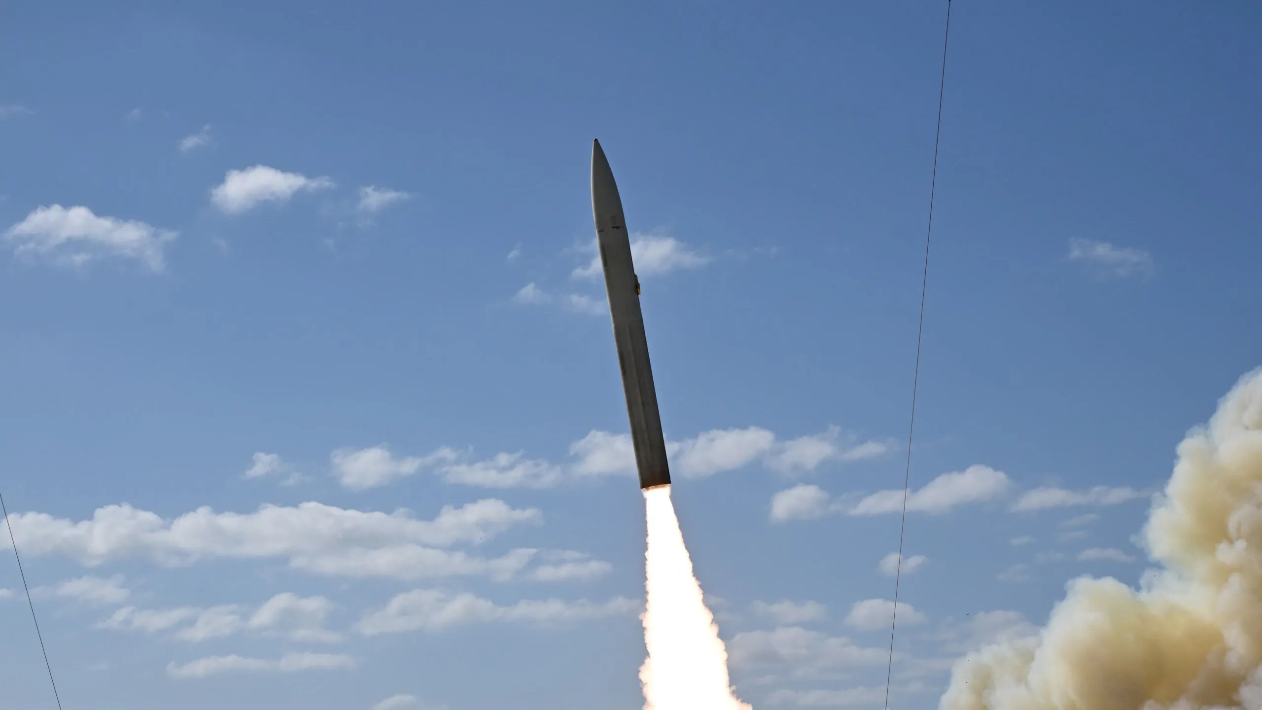 US Dark Eagle hypersonic missile test launch from Cape Canaveral