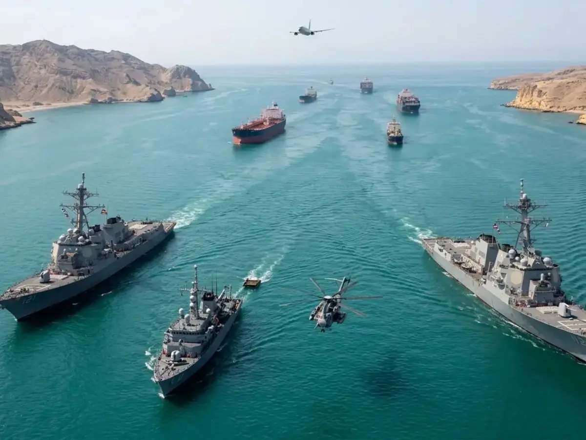 US warships enforcing naval blockade in Strait of Hormuz during Iran war, disrupting global oil supply