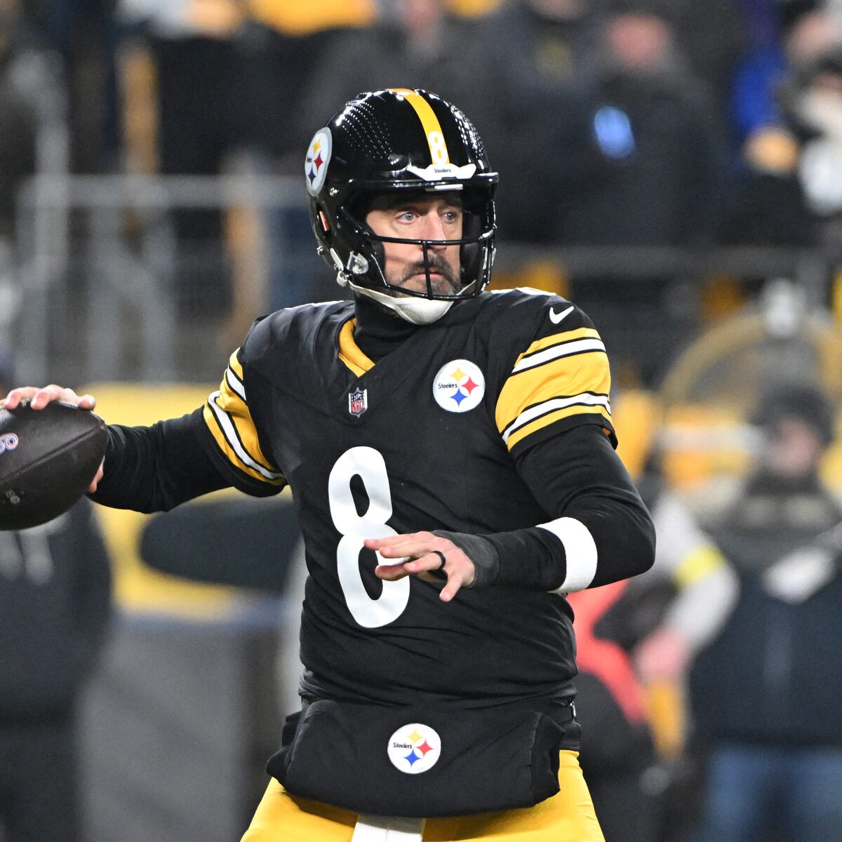 Aaron Rodgers speaking with Pittsburgh Steelers staff during 2026 contract discussions amid NFL uncertainty
