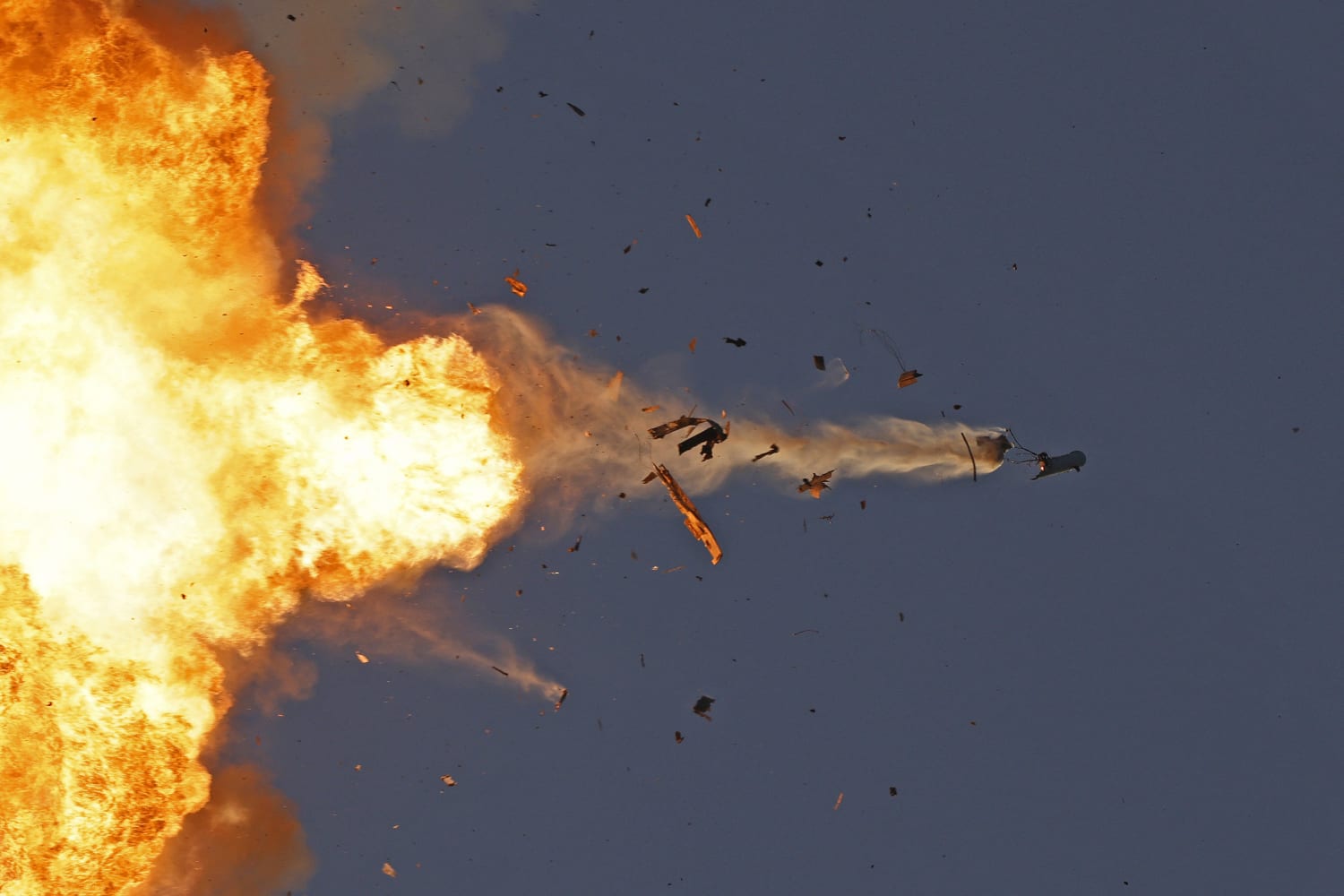 Hezbollah launches rockets toward Israeli military positions in southern Lebanon near Rachaf