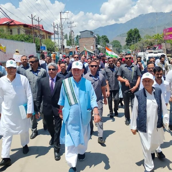 Lieutenant Governor Manoj Sinha leads the 100-Day Nasha Mukt JK Abhiyan anti-drug padyatra in Bandipora