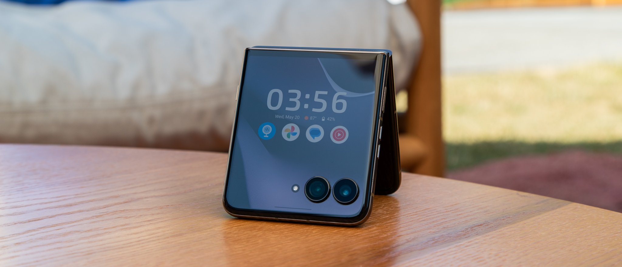 Motorola Razr Fold 2026 multitasking display and foldable tablet mode